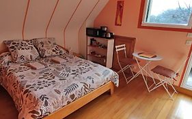 2 Belles Chambres Avec Balcon Sdb Et Wc Privatifs